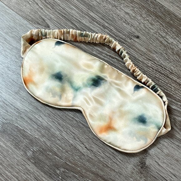 100% SILK SLEEP MASK • Limited Edition by HALFMOON - Picture 2 of 10